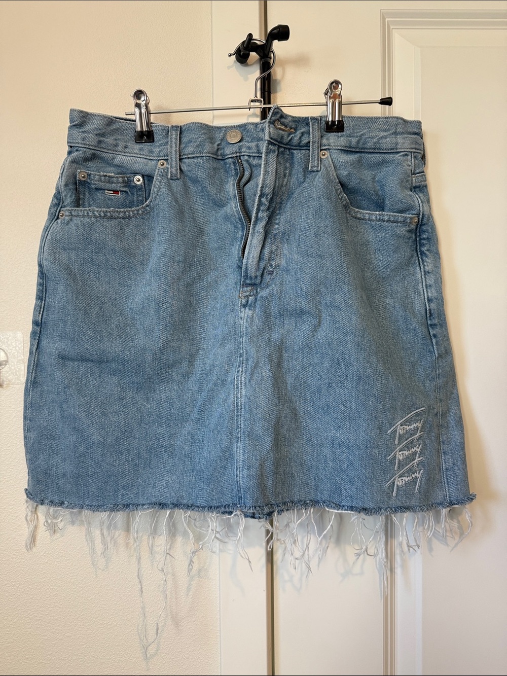 Tommy Hilfiger Medium Blue Denim Mini Skirt